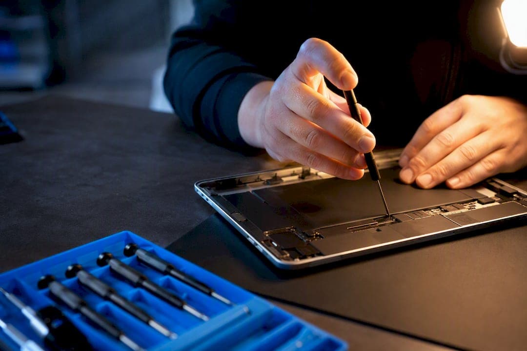 Spara pengar vid batteribyte på iPad, utan att offra trygghet